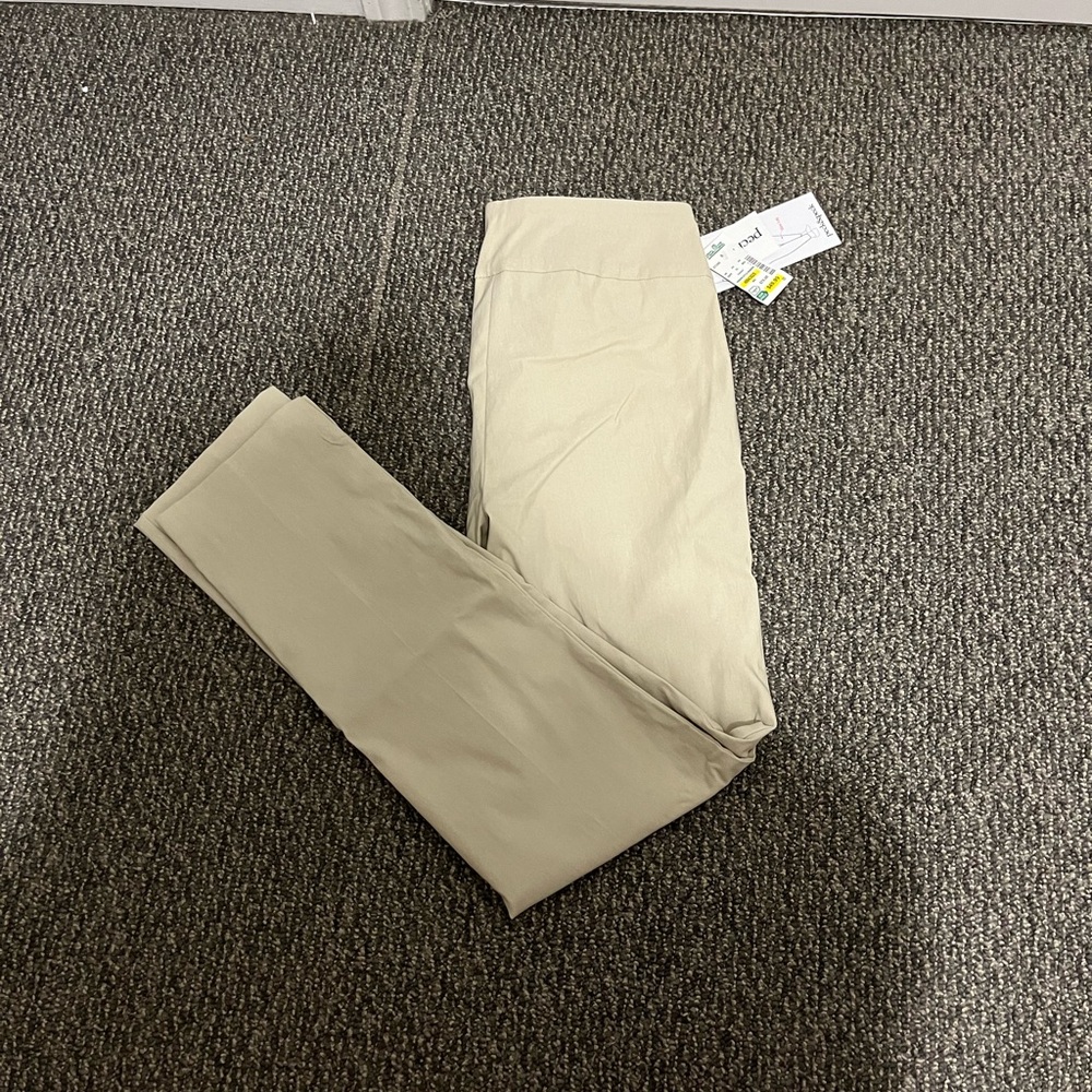 NWT Beige Peck & Peck Pants